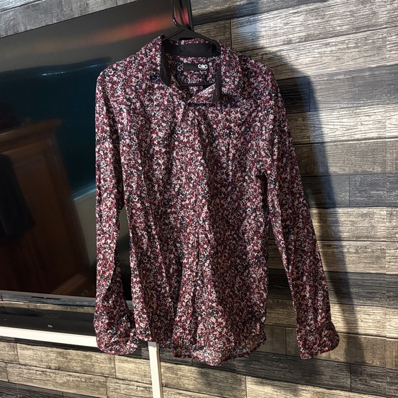 GBG Los Angeles Men's Red and Black Floral Shirt - Picture 1 of 2